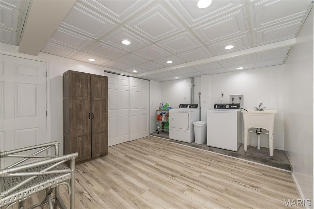 Ladue Park 3 - Residential