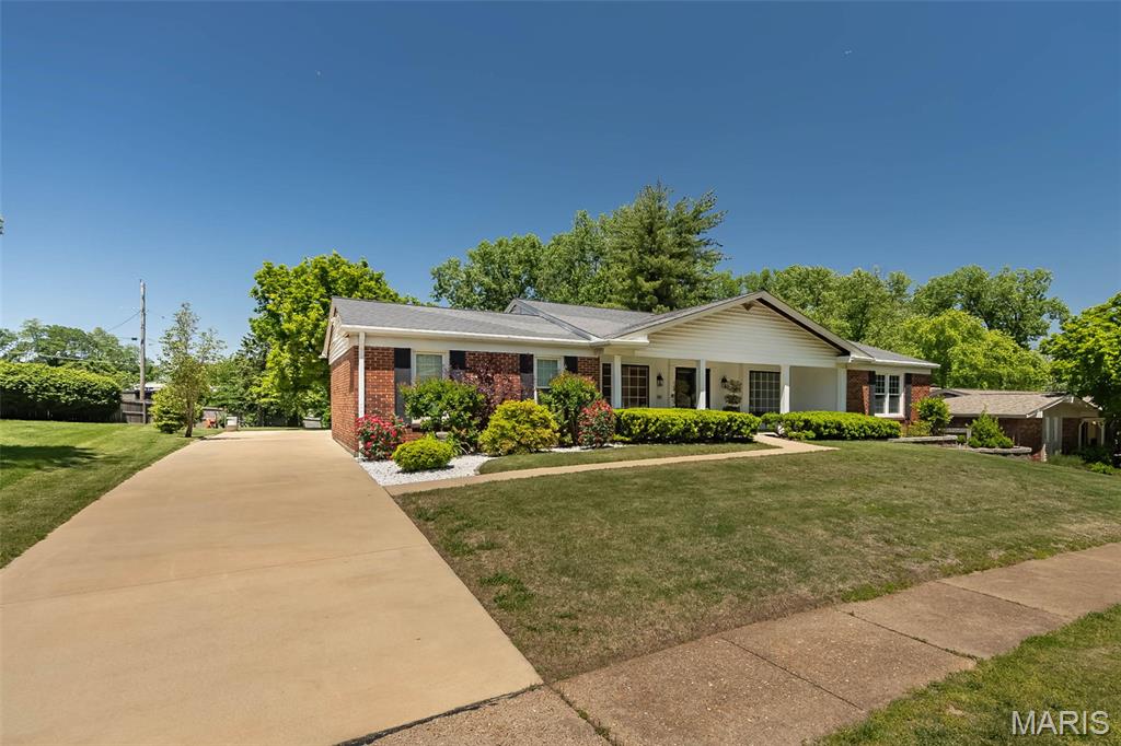 Ladue Park 3 - Residential
