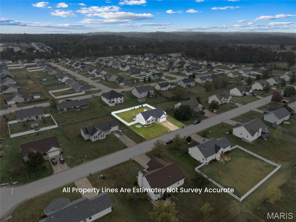 Photo of 1012 Arrowhead Lane, Union, MO 63084 (MLS # 25072821)