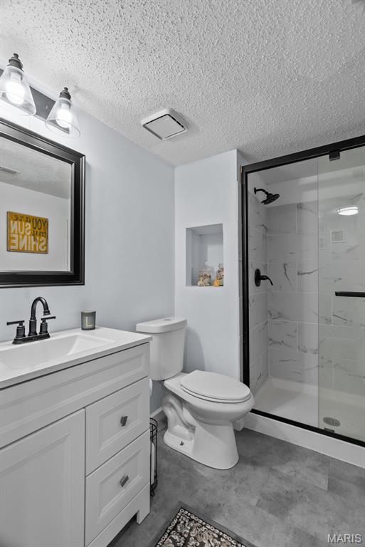 Woodlake Village Condo 8 - Residential