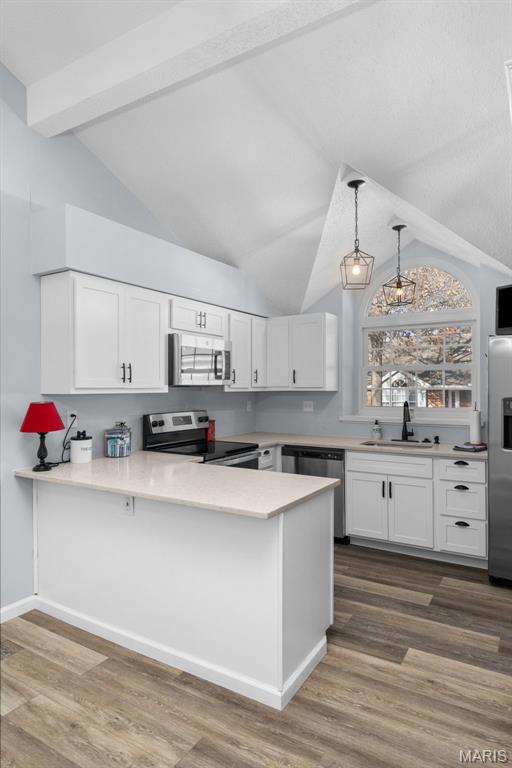 Woodlake Village Condo 8 - Residential