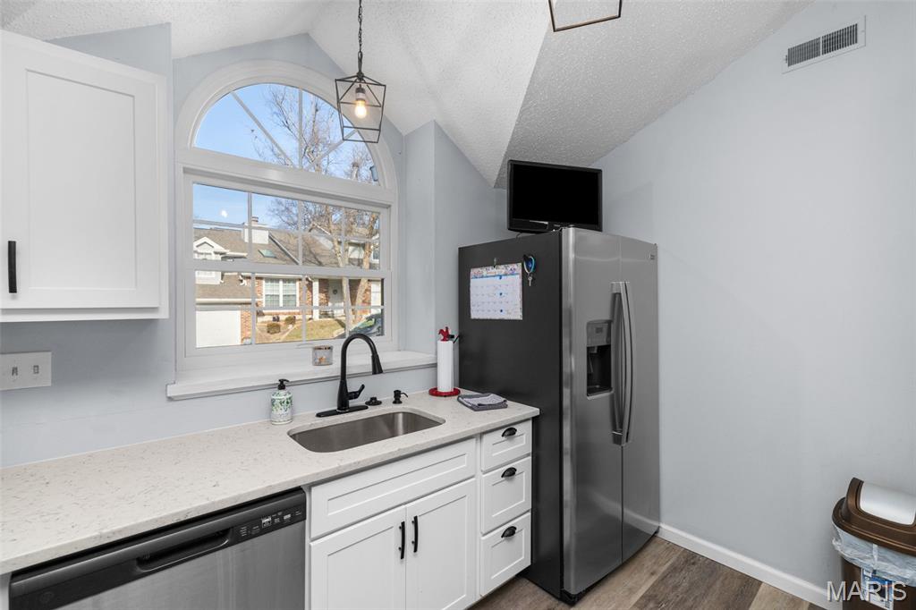 Woodlake Village Condo 8 - Residential