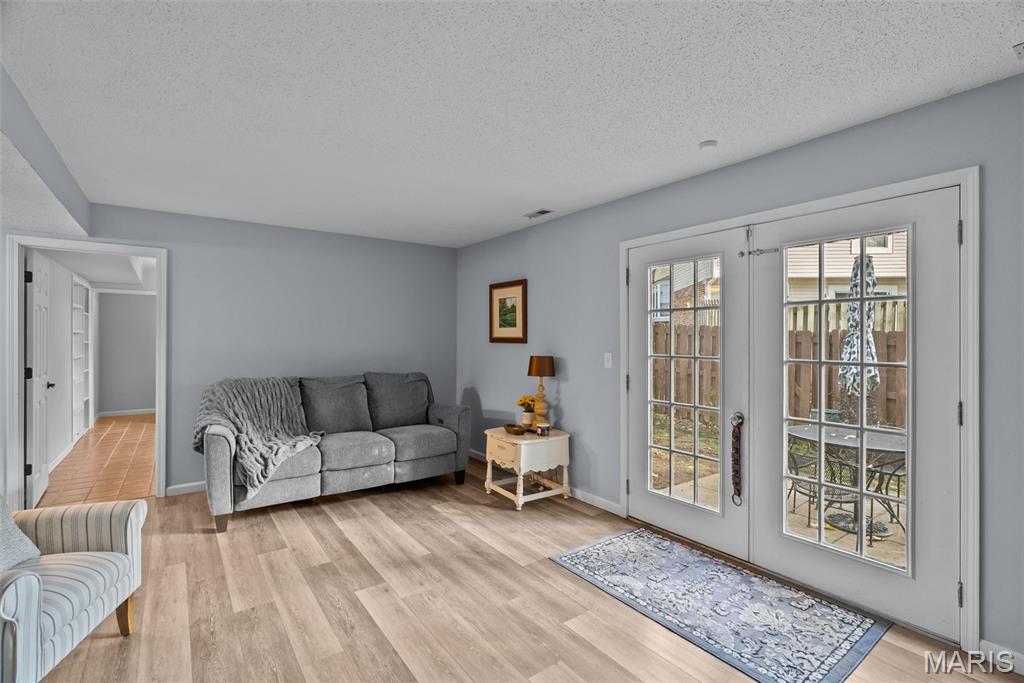 Woodlake Village Condo 8 - Residential