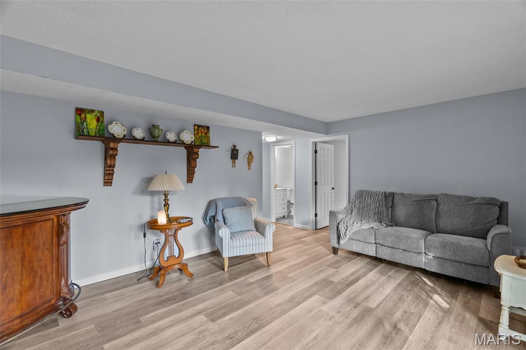 Woodlake Village Condo 8 - Residential