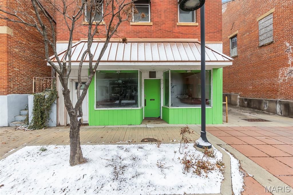 n/a - Commercial Sale