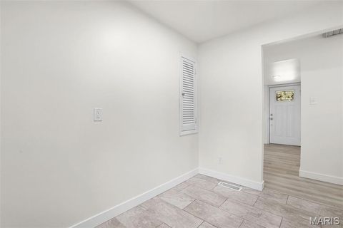 Tiny photo for 1210 Dorne Drive, Ballwin, MO 63021 (MLS # 26046599)