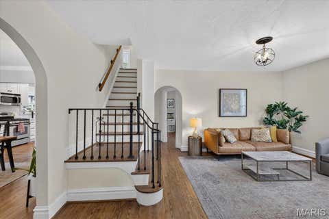 Tiny photo for 222 Central Avenue, Webster Groves, MO 63119 (MLS # 26049595)