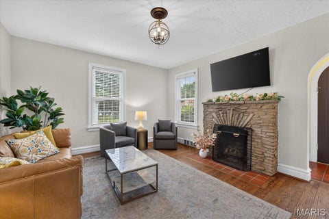 Tiny photo for 222 Central Avenue, Webster Groves, MO 63119 (MLS # 26049595)