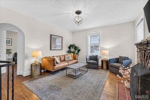 Tiny photo for 222 Central Avenue, Webster Groves, MO 63119 (MLS # 26049595)
