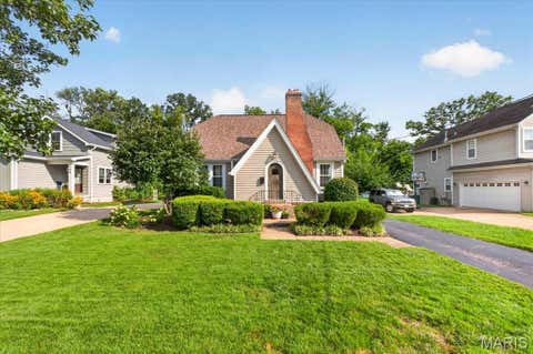 Tiny photo for 222 Central Avenue, Webster Groves, MO 63119 (MLS # 26049595)