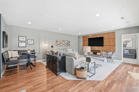 Tiny photo for 301 Red Wing Court, Troy, MO 63379 (MLS # 26026677)