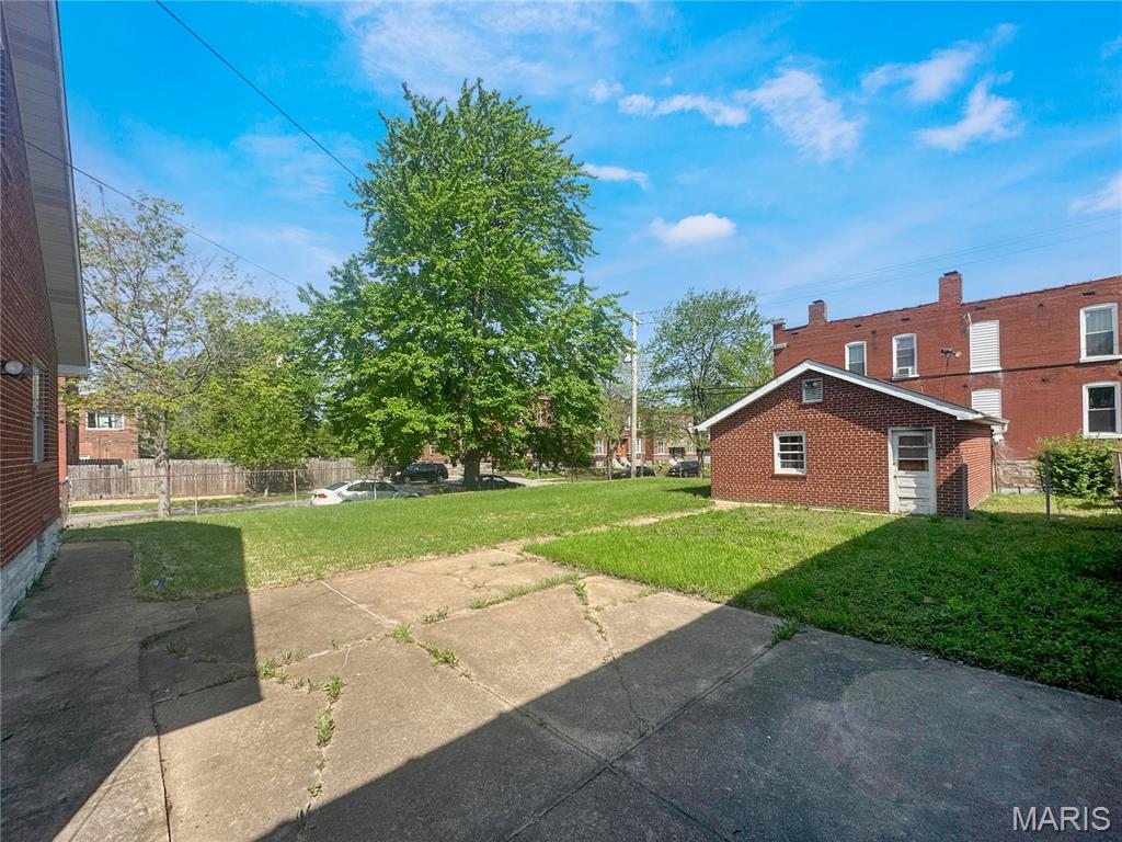 St Louis Commons Add - Residential