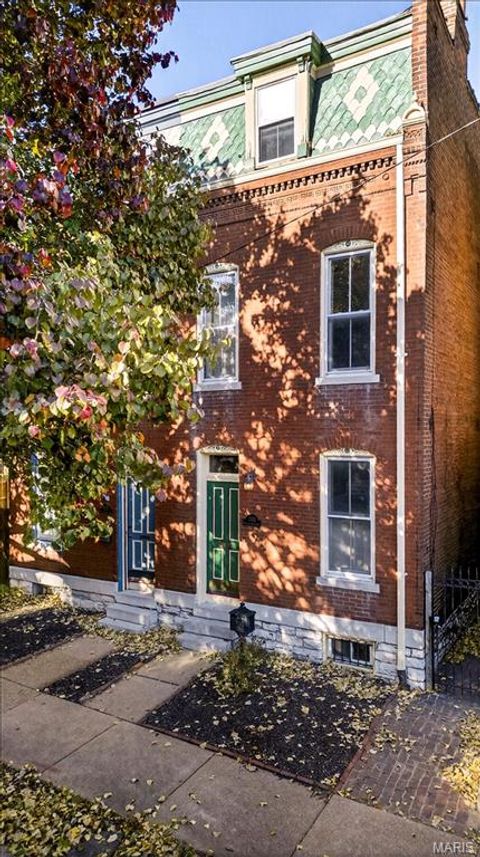 1323 Shenandoah Avenue St Louis MO 63104