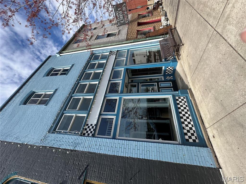 City/Hannibal - Commercial Sale