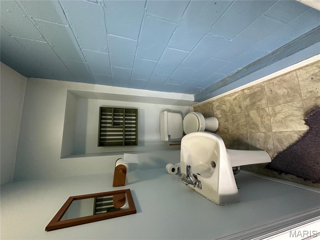 City/Hannibal - Commercial Sale