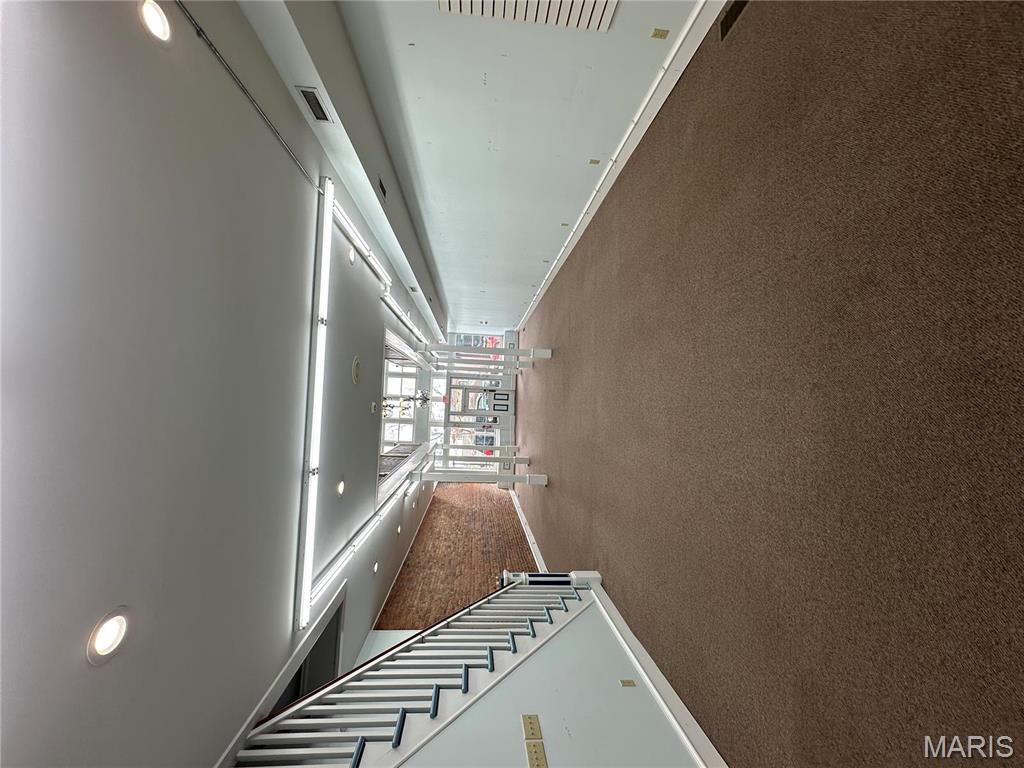 City/Hannibal - Commercial Sale