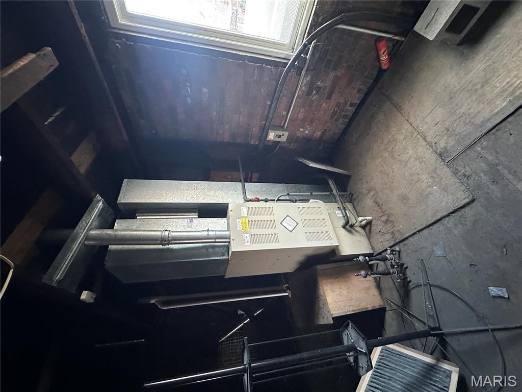 City/Hannibal - Commercial Sale