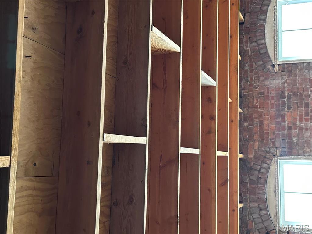 City/Hannibal - Commercial Sale