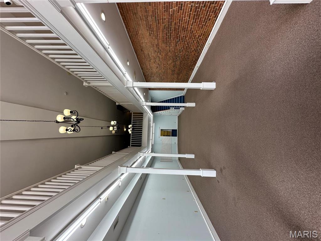 City/Hannibal - Commercial Sale