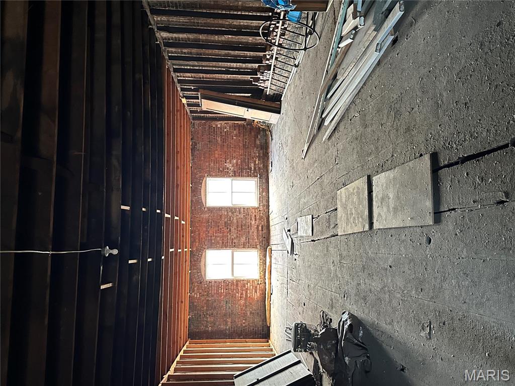 City/Hannibal - Commercial Sale