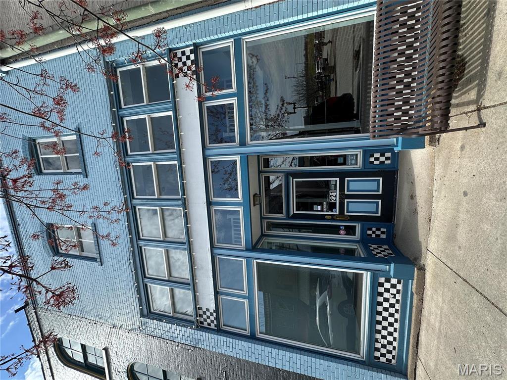 City/Hannibal - Commercial Sale