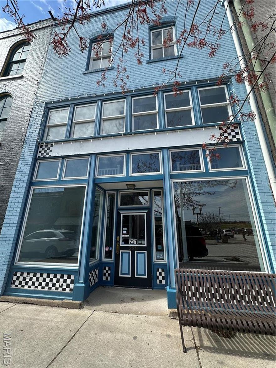 WELL BELOW APPRAISED VALUE!!!    Excellent Opportunity to own your own building in Historic Downtown Hannibal. North Main Street attracts visitors and locals to shops, restaurants, and most of all the Mark Twain Boyhood Home and Museum properties. 221 North Main has had a substantial rehab around 2010. Storefront restoration, new mechanical systems, roofing, interior remake, and lighting. Second floor has potential for additional retail square footage. 3 HVAC units, side entry off Bird Street and includes two private concrete parking pads. Over 4000 square feet of finished space. Be apart of Hannibal's tourist community. Location: Downtown, High Traffic, Retail Center