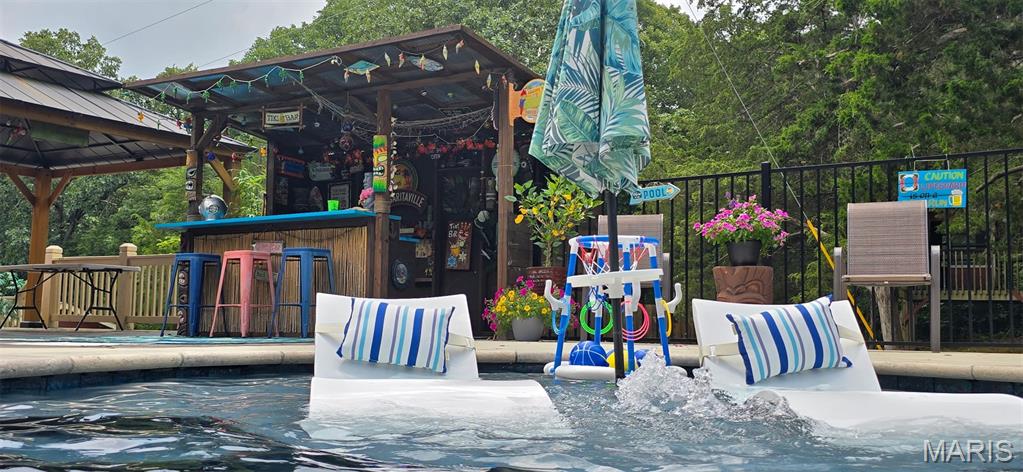 NONE-UNRESTRICTED - Residential