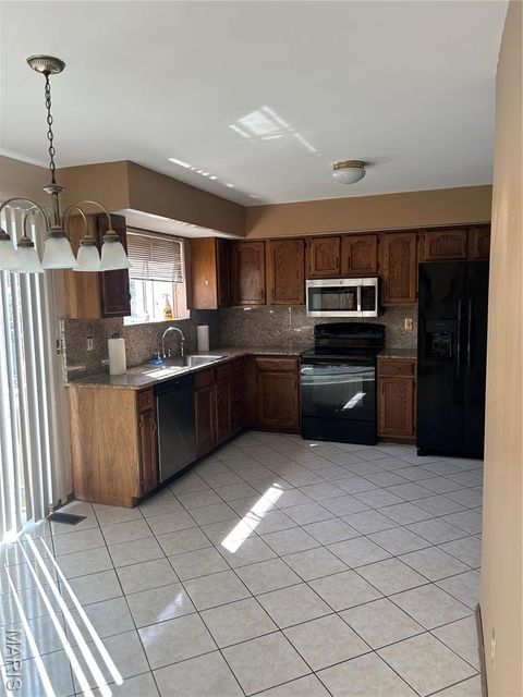 Tiny photo for 14872 Grantley, Chesterfield, MO 63017 (MLS # 25068346)