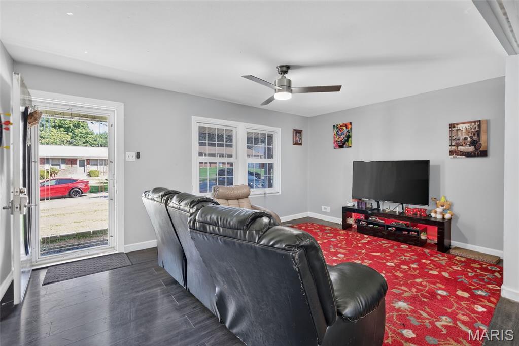 1526 St Ives