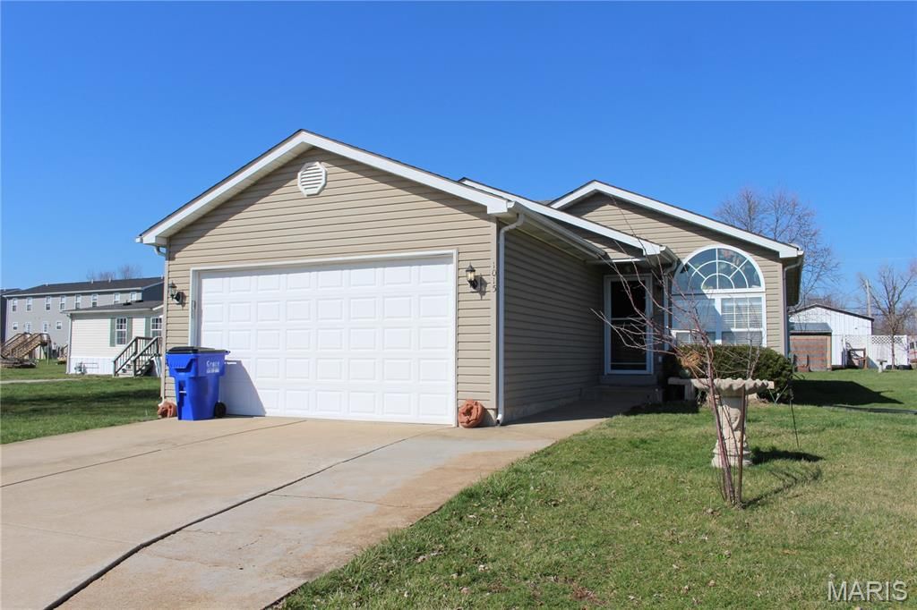 Photo of 1015 South Street, Truesdale, MO 63380 (MLS # 26013710)