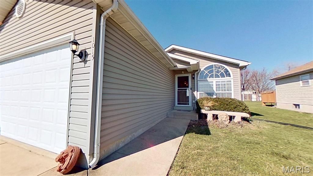 Photo of 1015 South Street, Truesdale, MO 63380 (MLS # 26013710)