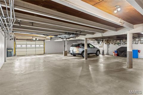 Tiny photo for 4 Delcrest Court #101, University City, MO 63124 (MLS # 26030525)