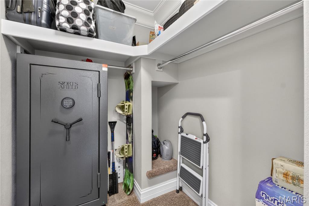 Delcrest Condo - Residential