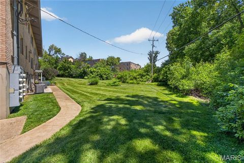 Tiny photo for 4 Delcrest Court #101, University City, MO 63124 (MLS # 26030525)
