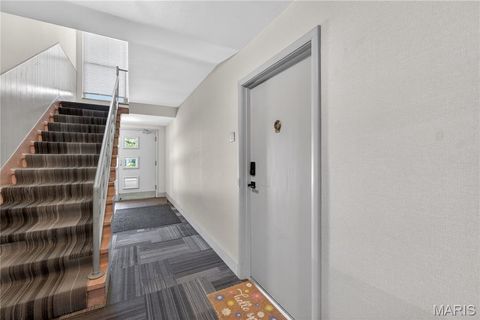 Tiny photo for 4 Delcrest Court #101, University City, MO 63124 (MLS # 26030525)