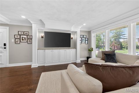 Tiny photo for 4 Delcrest Court #101, University City, MO 63124 (MLS # 26030525)