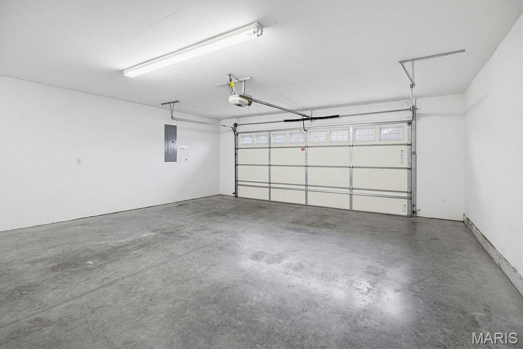 Oak Creek Estate - Residential