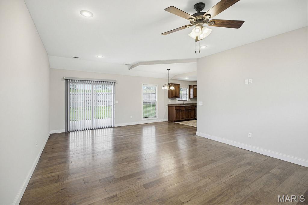 Oak Creek Estate - Residential