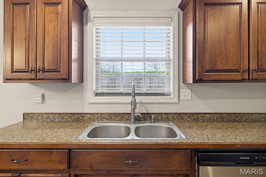 Oak Creek Estate - Residential