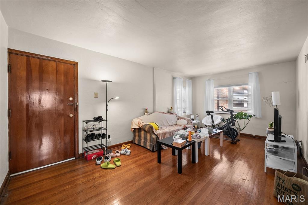 5932 Loughborough Avenue