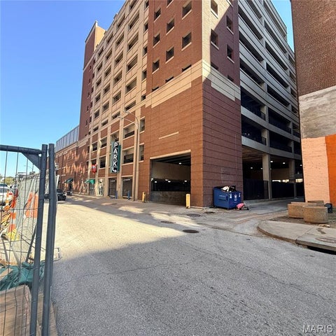 Photo of 415 N 10th Street #2, St Louis, MO 63101 (MLS # 26069608)