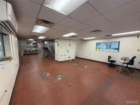 Tiny photo for 891 E Cherry Street, Troy, MO 63379 (MLS # 26025335)