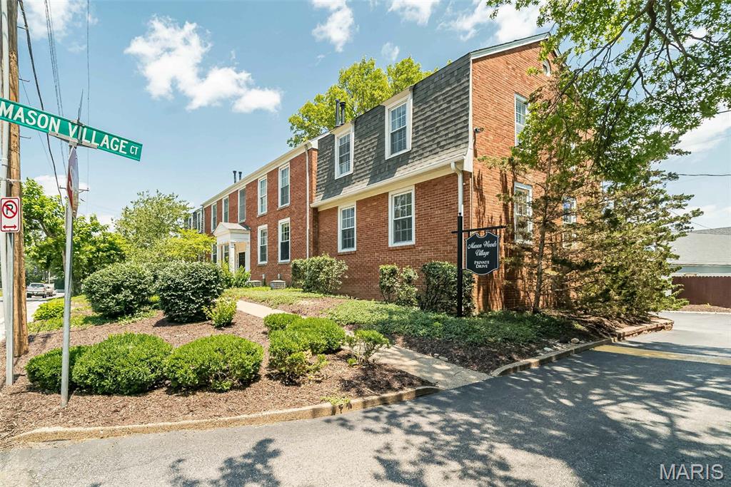 Mason Woods Village Condo - Residential Lease