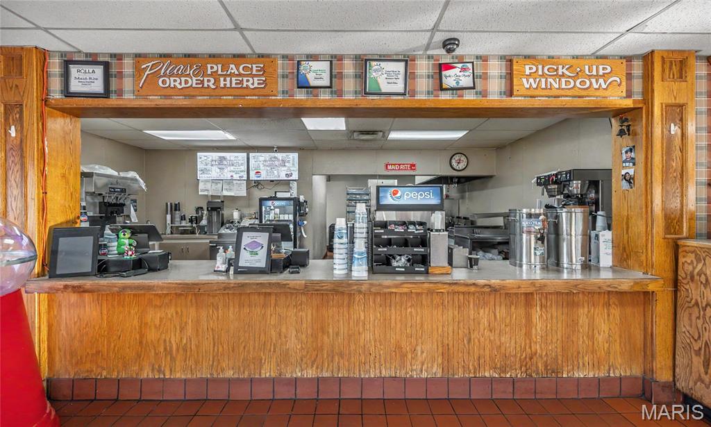 none - Commercial Sale