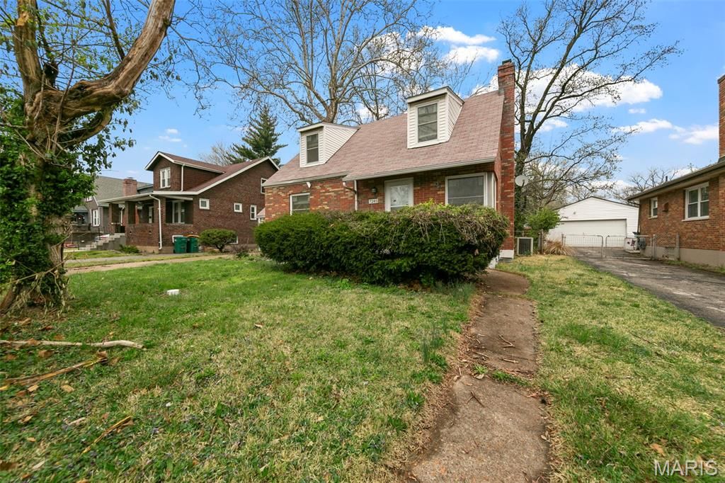 Photo of 7245 Saint Andrews Place, Normandy, MO 63121 (MLS # 26019967)