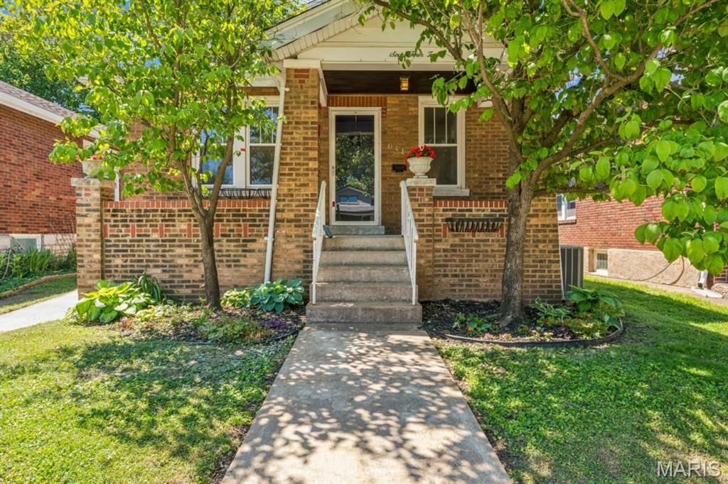 Photo of 6412 Potomac Street, St Louis, MO 63139 (MLS # 26027409)