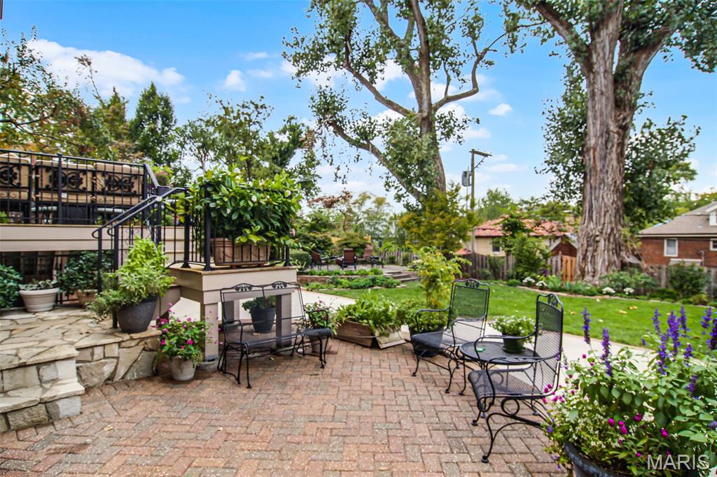 6331 Alexander Drive