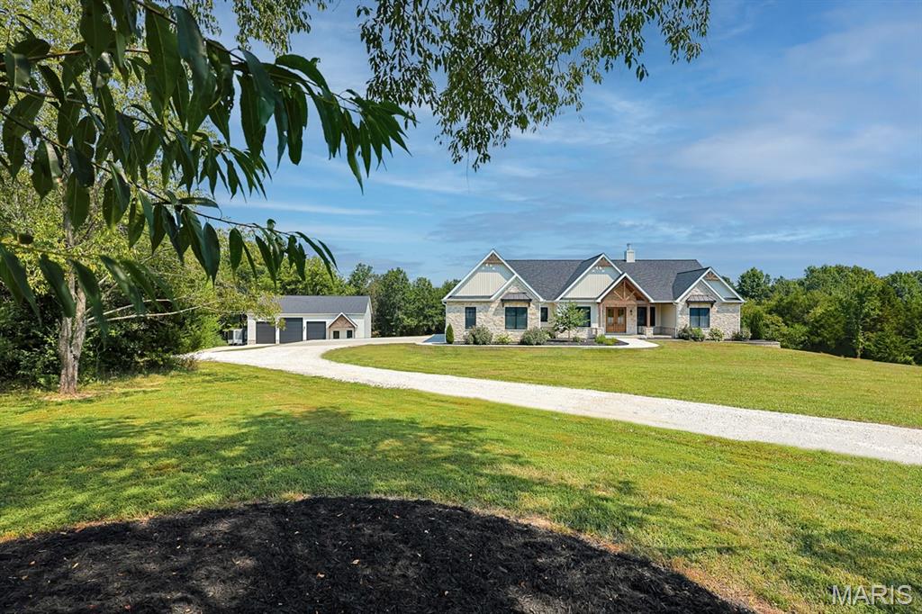 311 Lopin Court
