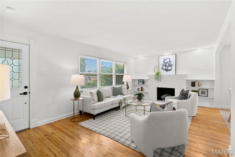 Tiny photo for 2 W Rose Avenue, Webster Groves, MO 63119 (MLS # 26051017)