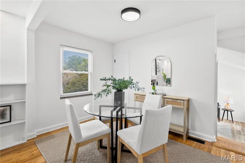 Tiny photo for 2 W Rose Avenue, Webster Groves, MO 63119 (MLS # 26051017)